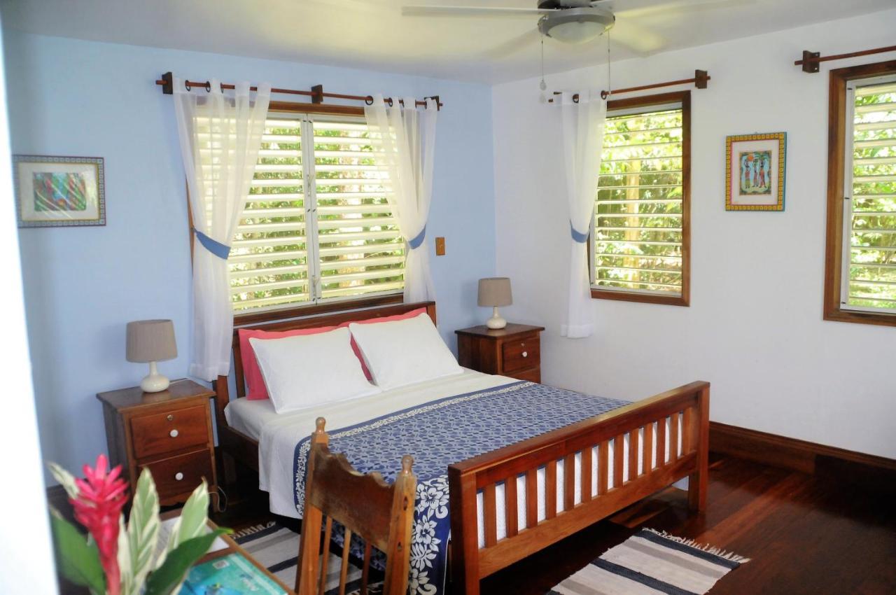 Hickatee Cottages, Belize, Central America Punta Gorda Eksteriør bilde